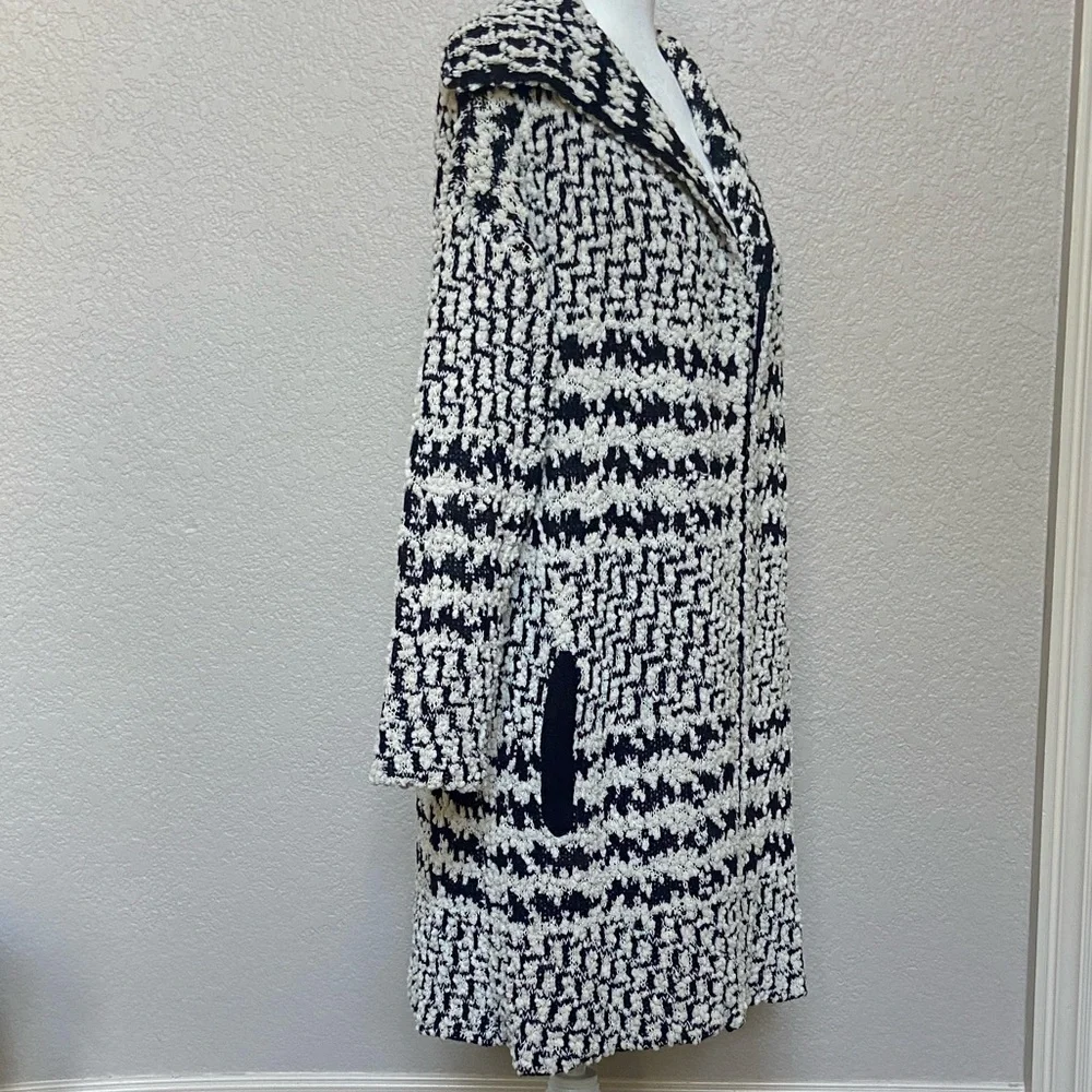 Chic Black and White Textured Cardigan, size S. NWT - Picture 4 of 13